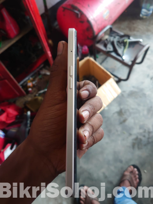 Oppo F21 pro